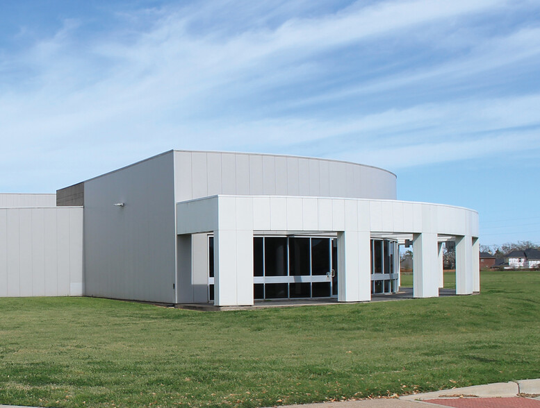 2501 Earl Rudder Fwy S, College Station, TX for lease - Building Photo - Image 1 of 6