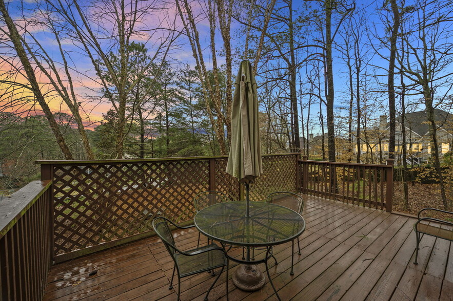 3883 Rogers Bridge Rd, Duluth, GA for sale - Building Photo - Image 2 of 18