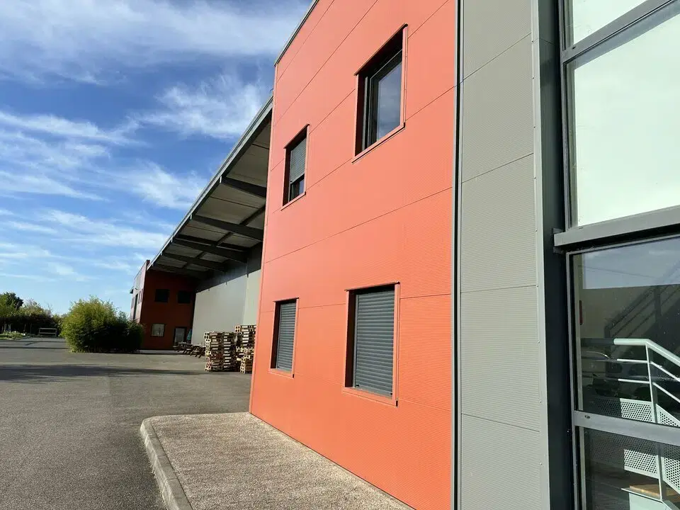 Flex in Gaillac for lease Building Photo- Image 1 of 9