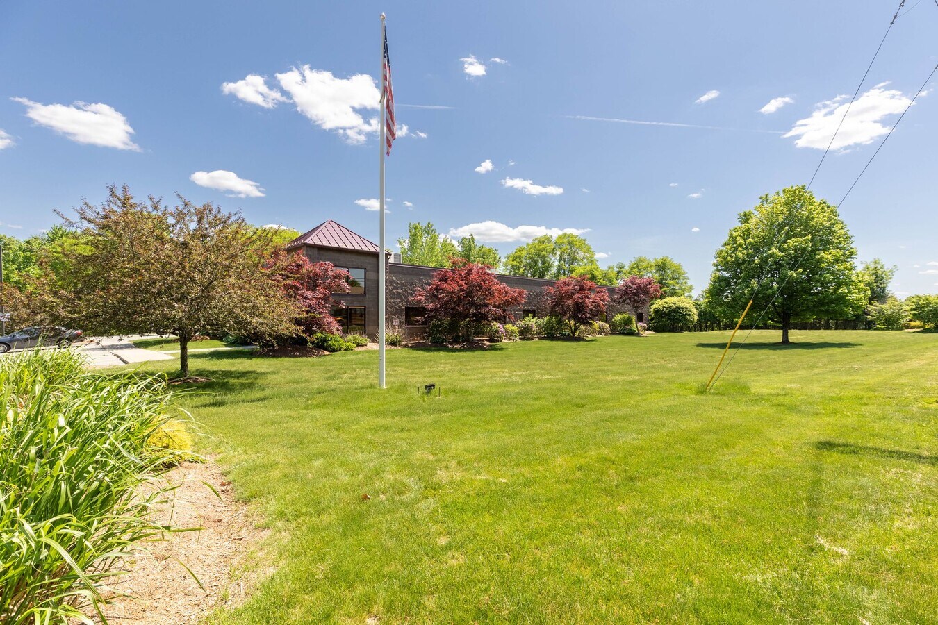 850 Sheridan St, Chicopee, MA 01020