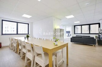 26 Rue Anatole France, Levallois-Perret for lease Interior Photo- Image 1 of 9