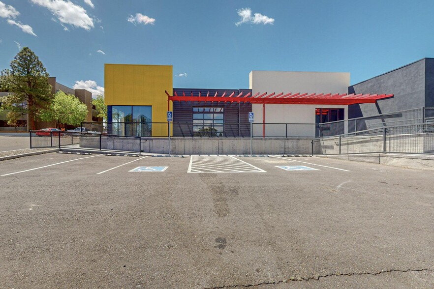 2500 Yale Blvd SE, Albuquerque, NM for lease - Building Photo - Image 3 of 19