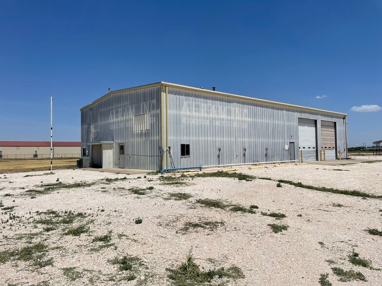 14460 Loop 143, Perryton, TX 79070