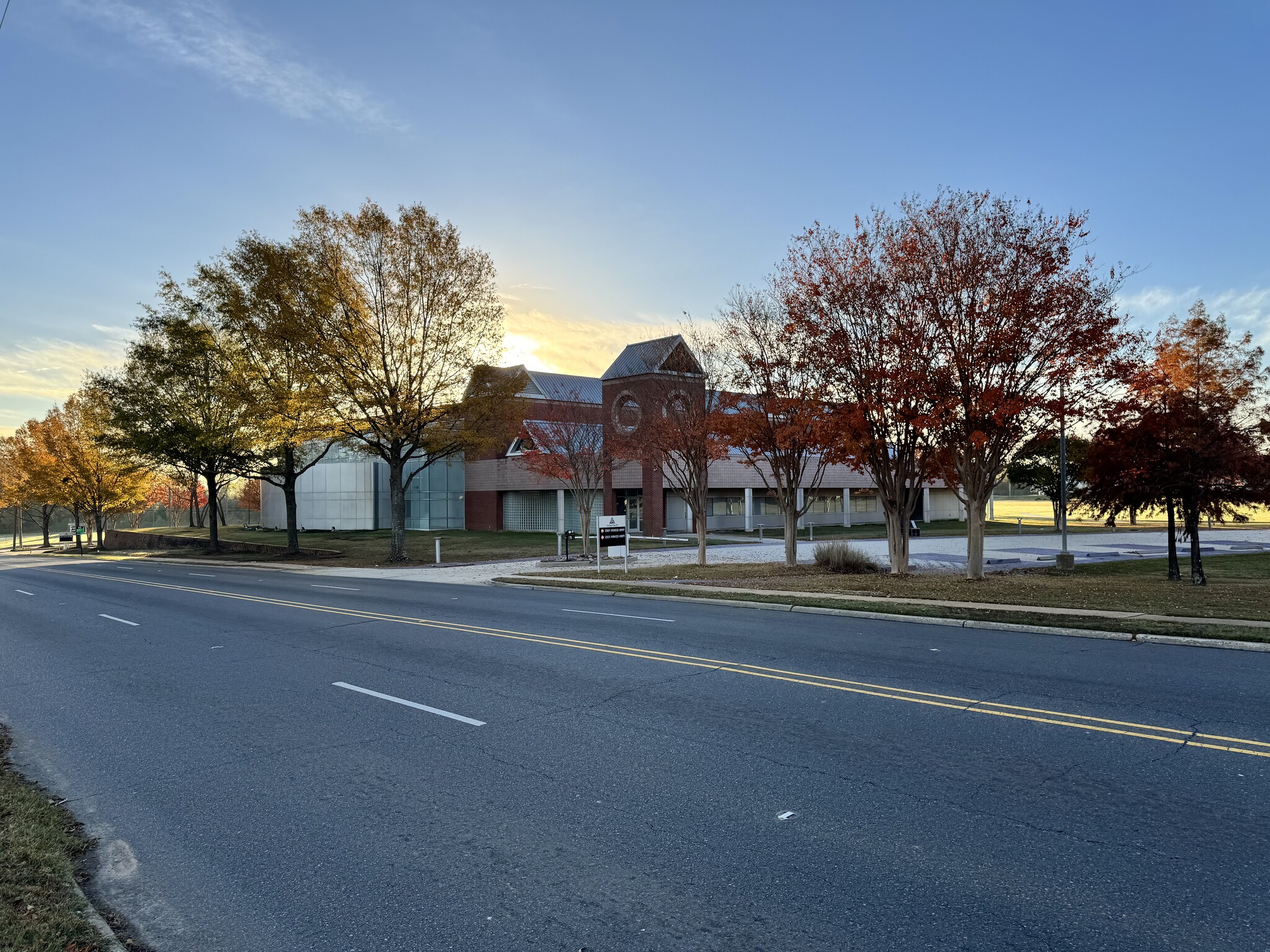 2001 Kings Hwy, Shreveport, LA for lease Primary Photo- Image 1 of 6