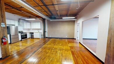 954 W Washington Blvd, Chicago, IL for lease Building Photo- Image 2 of 7