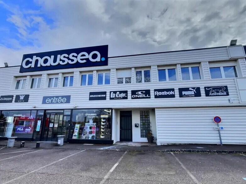 Office in Forbach for lease - Building Photo - Image 1 of 7