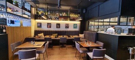 4A-7 Upper St, London for lease Interior Photo- Image 1 of 14