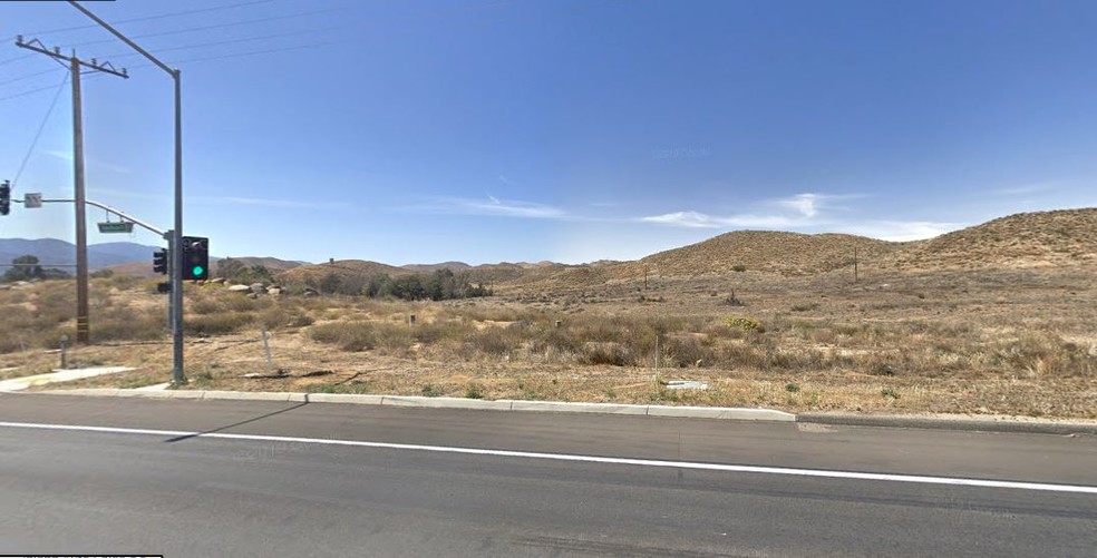 State Highway 74, Lake Elsinore, CA for sale - Primary Photo - Image 1 of 9