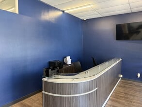 11210-11300 Pines Blvd, Pembroke Pines, FL for lease Interior Photo- Image 2 of 13