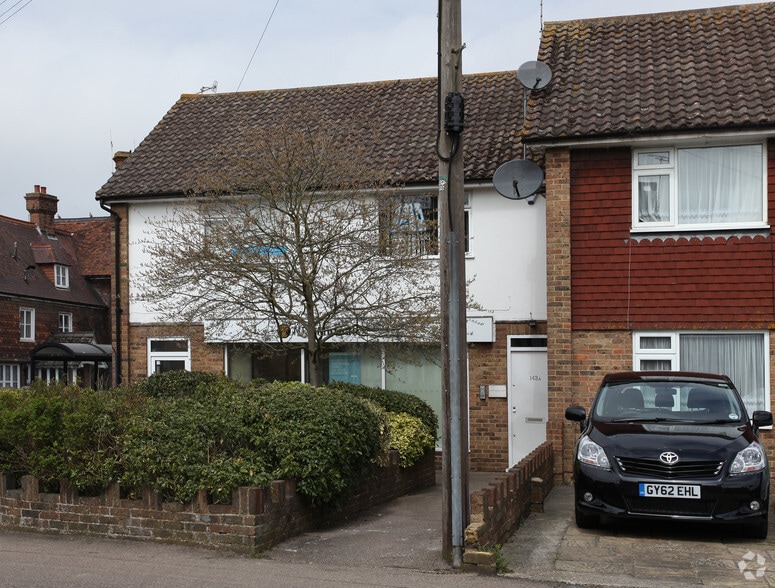 143A High St, Edenbridge for lease - Building Photo - Image 2 of 4