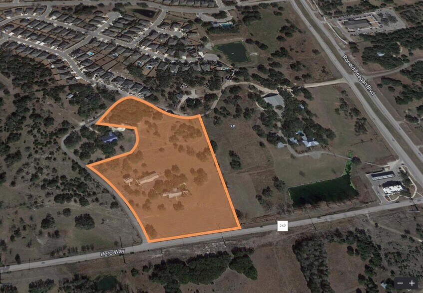 100 Winding Oak Dr, Leander, TX for sale - Primary Photo - Image 1 of 1