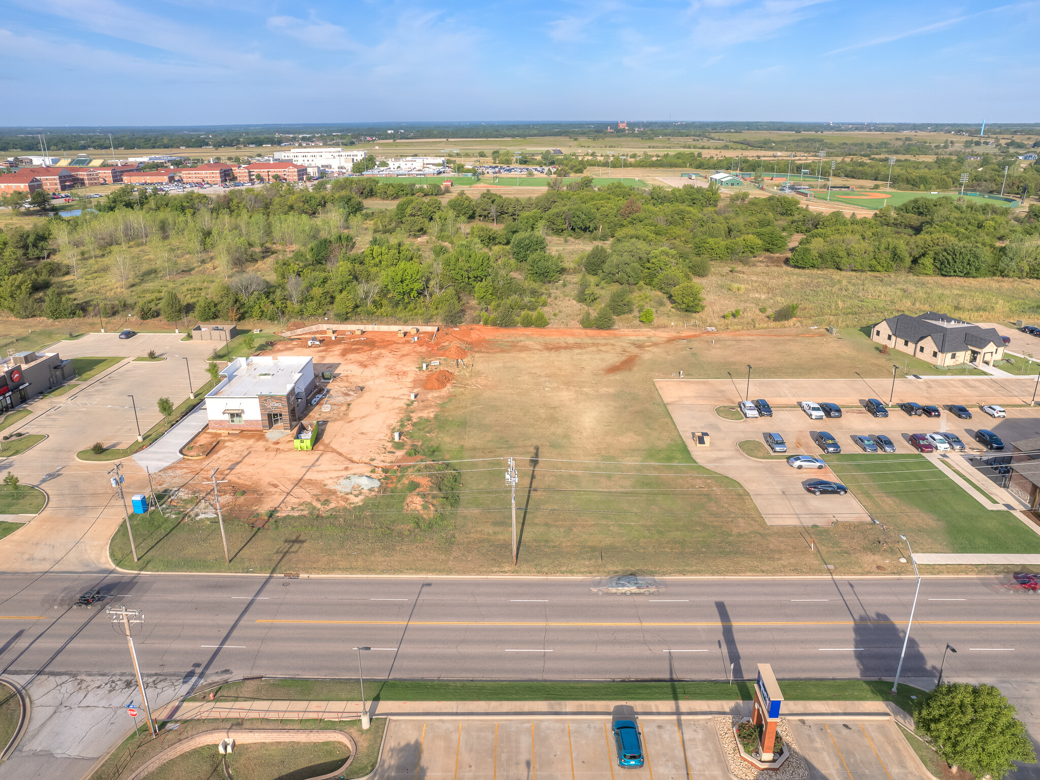 N Kickapoo St, Shawnee, OK for sale Primary Photo- Image 1 of 1