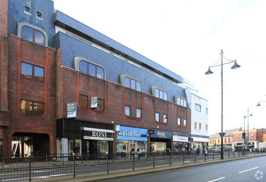 4-6 Thames St, Staines for lease - Primary Photo - Image 1 of 4