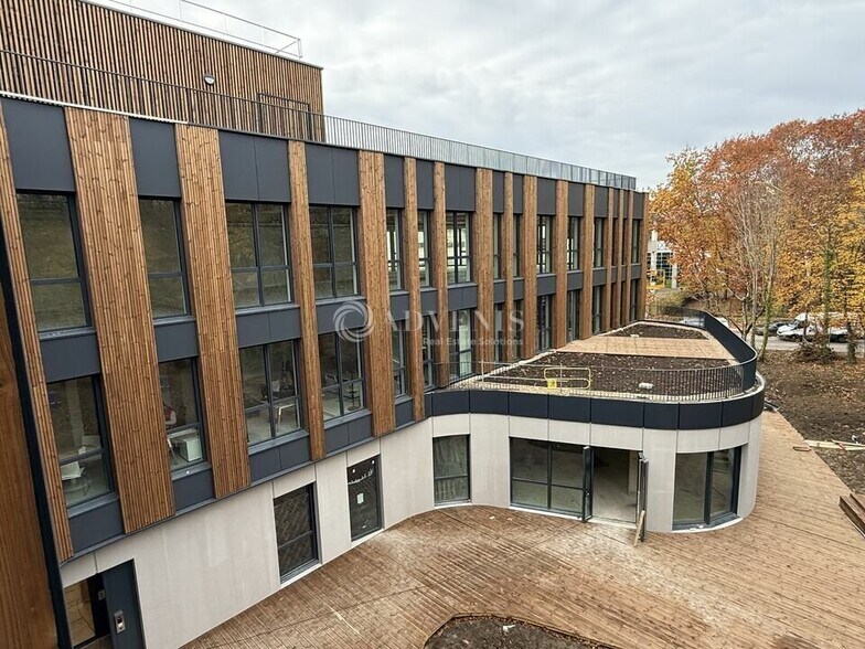 1 Rue Albert Einstein, Champs-sur-Marne for lease - Building Photo - Image 3 of 15