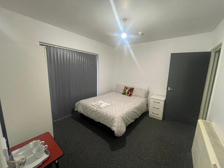 432 Birmingham Rd, Bromsgrove for lease - Building Photo - Image 2 of 54