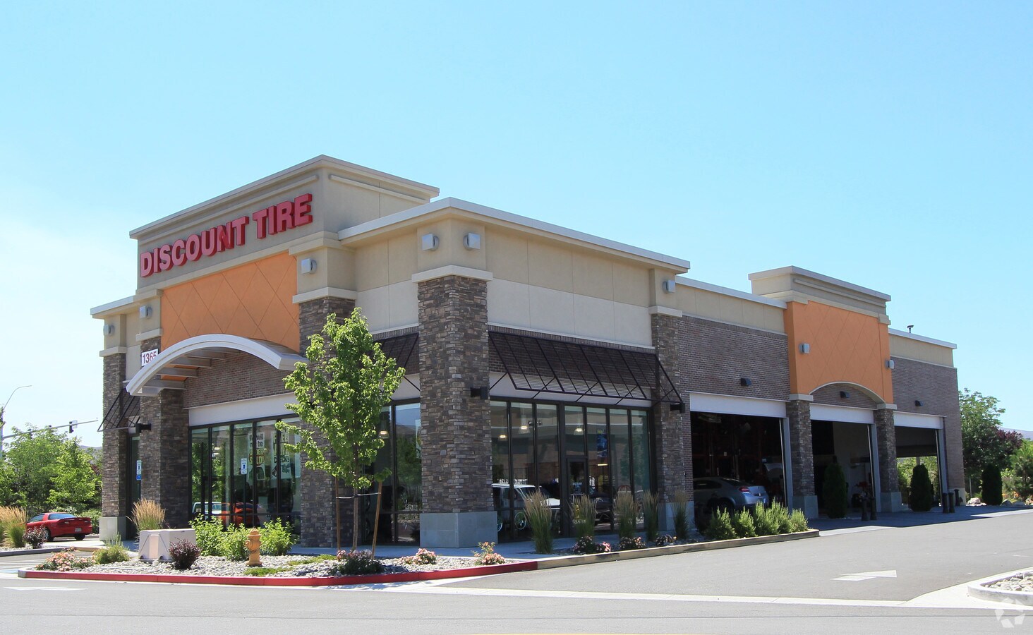 1365 Big Fish Dr Sparks Nv 89434 Discount Tire Loopnet Com