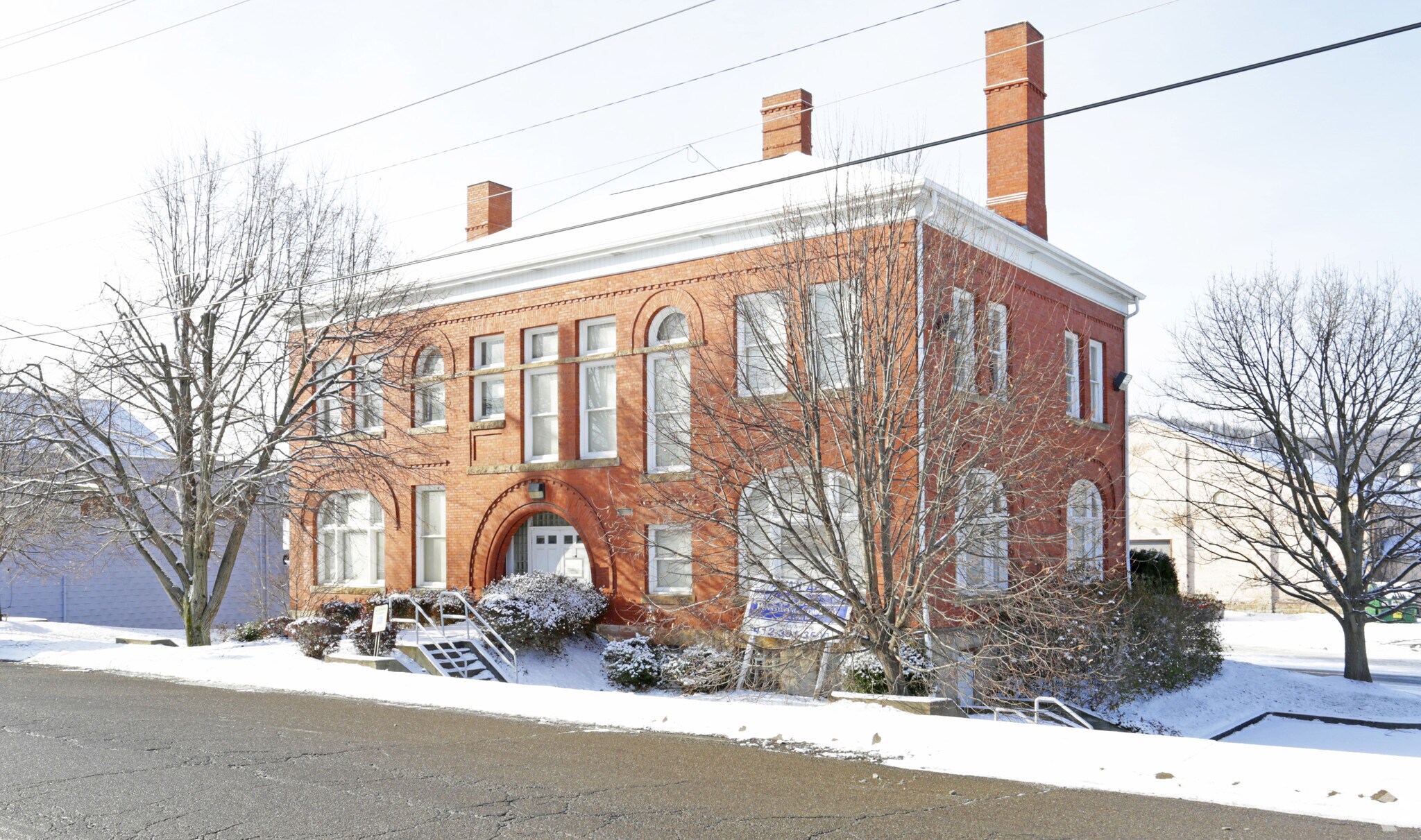 1915 Dr. Thomas Blvd, Arnold, PA 15068 Office for Sale