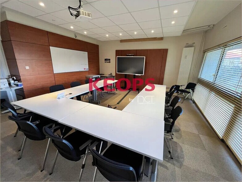 Allée De Barcelone, Toulouse for sale - Interior Photo - Image 3 of 7