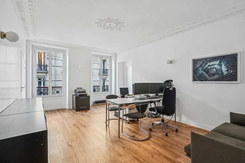 Office in Paris for sale - Interior Photo - Image 3 of 11