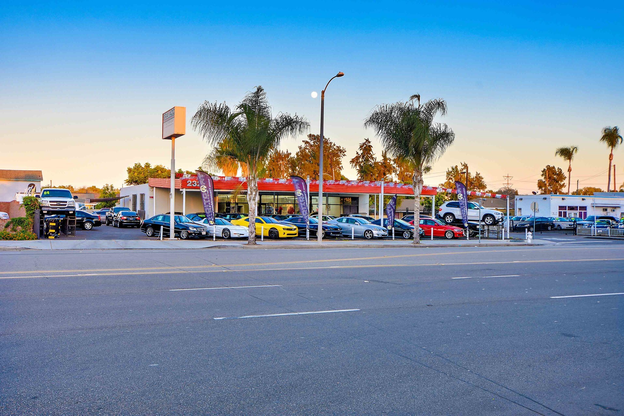 2327 S Main St, Santa Ana, CA for sale Primary Photo- Image 1 of 1