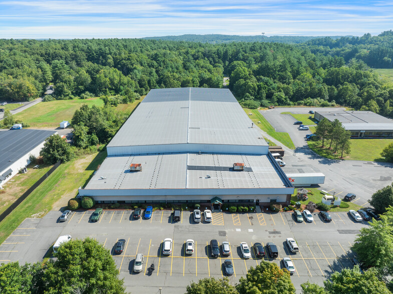 525 Great Rd, Littleton, MA for lease - Building Photo - Image 2 of 6