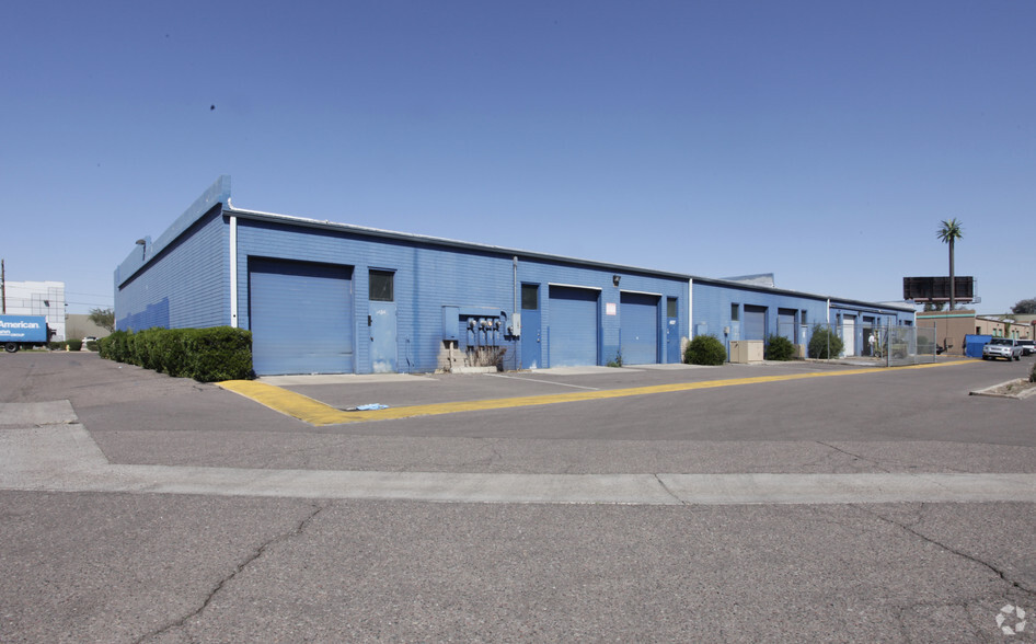 4327-4343 W Van Buren St, Phoenix, AZ for lease - Building Photo - Image 3 of 7