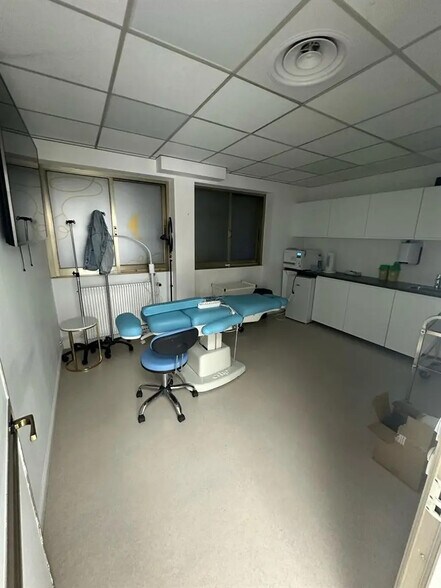 Retail in Saint-Maur-des-Fossés for lease - Interior Photo - Image 3 of 6