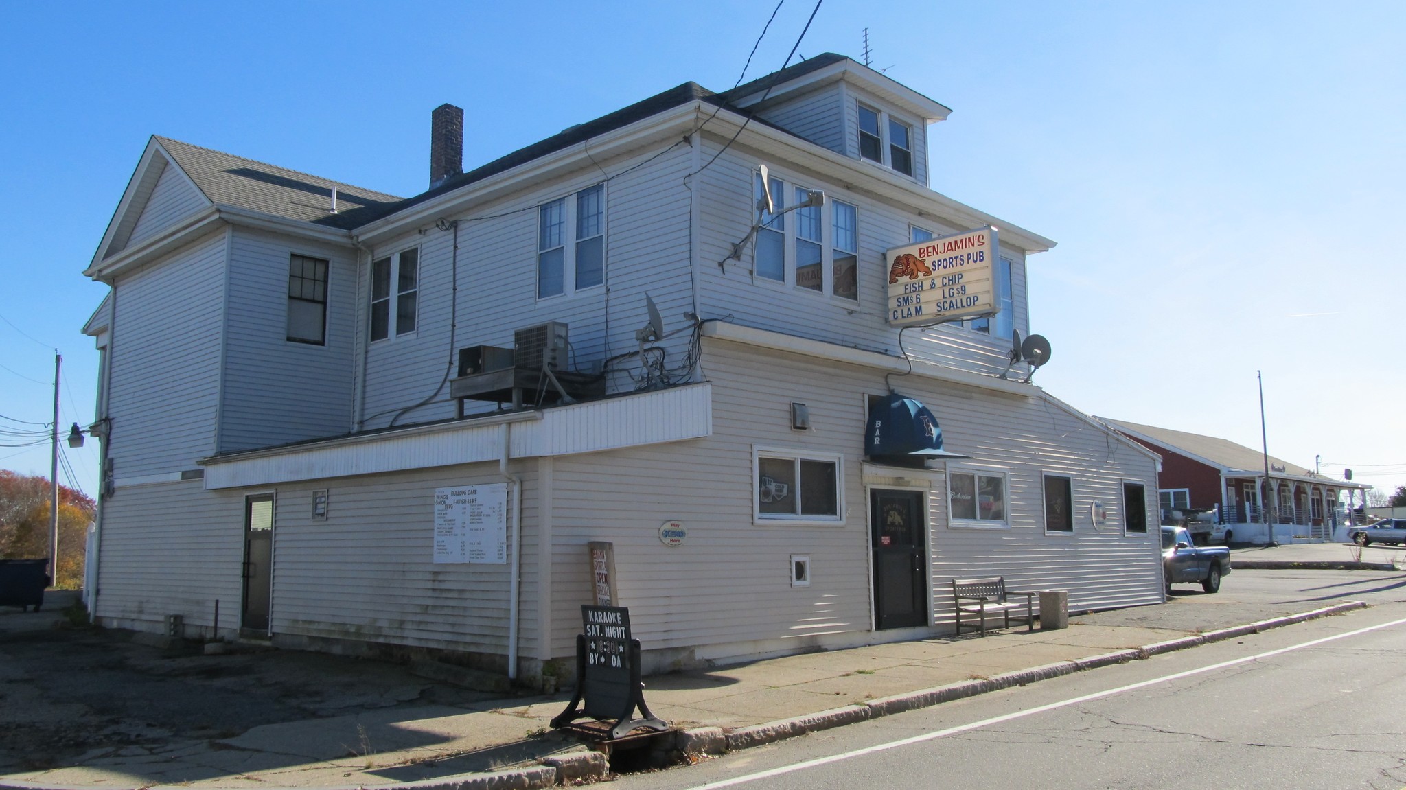 4 Stafford Rd, Tiverton, RI for sale Primary Photo- Image 1 of 1