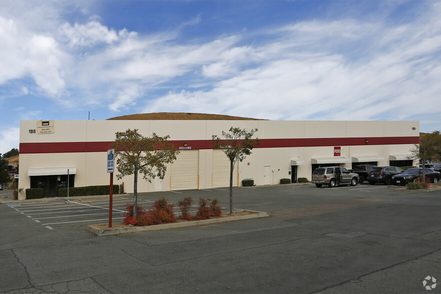 183-185 Arthur Rd, Martinez, CA for lease - Primary Photo - Image 1 of 2