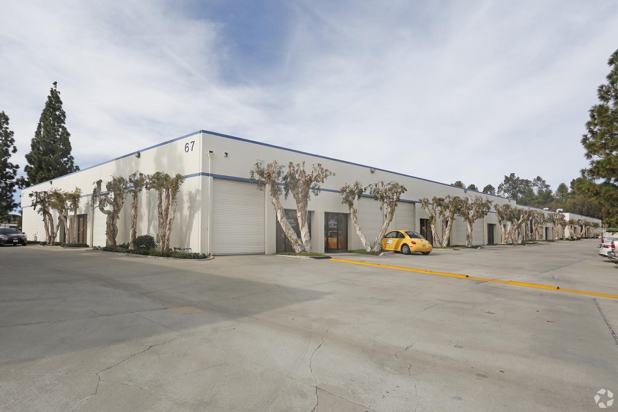 67 W Easy St, Simi Valley, CA for lease Primary Photo- Image 1 of 4