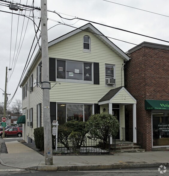 22 Purdy Ave, Rye, NY 10580