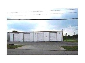 180 Dr J A Wiltshire Ave E, Lake Wales FL - Warehouse