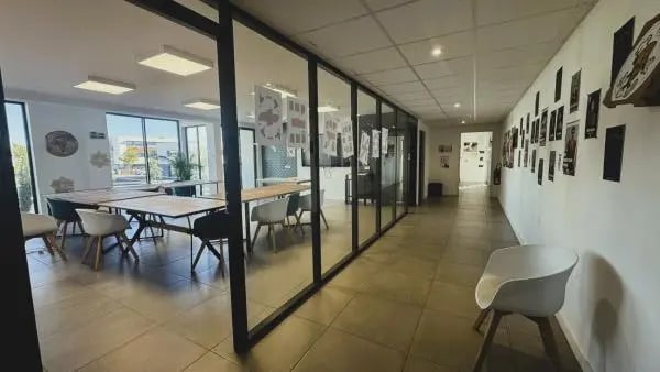 Office in Perpignan for lease Interior Photo- Image 1 of 5