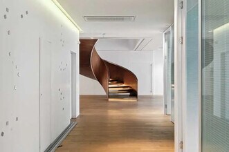 58 Avenue Edouard Vaillant, Boulogne-Billancourt for lease Interior Photo- Image 2 of 12