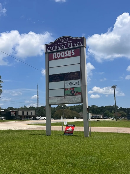 2100-2300 Hwy 64, Zachary, LA for lease - Building Photo - Image 2 of 5
