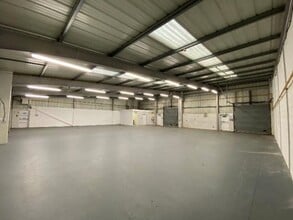 Invincible Dr, Newcastle Upon Tyne for lease Interior Photo- Image 1 of 2