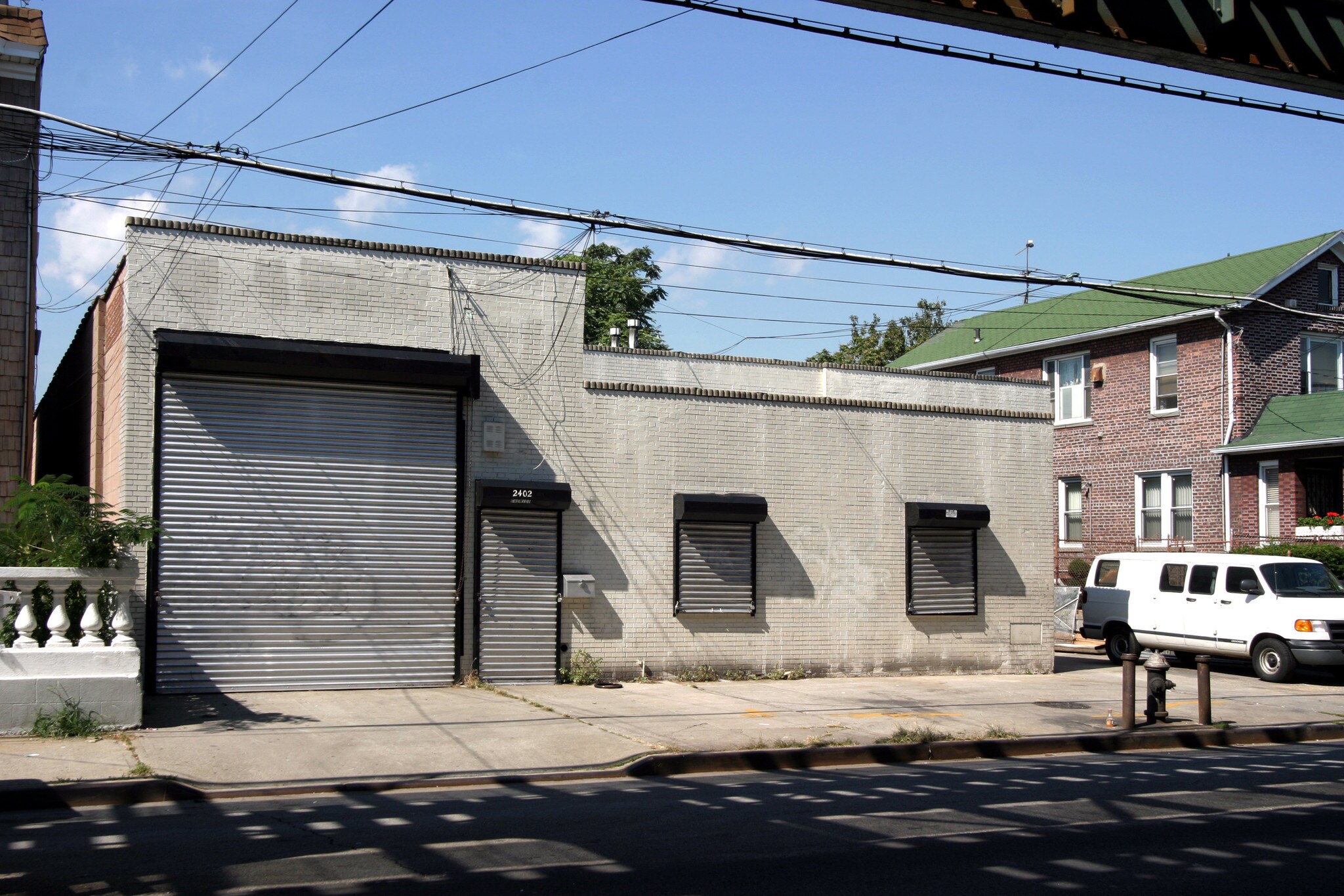2402 McDonald Ave, Brooklyn, NY for lease Primary Photo- Image 1 of 5