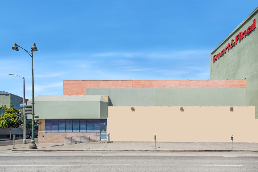 5575 Wilshire Blvd, Los Angeles, CA for lease - Building Photo - Image 2 of 14