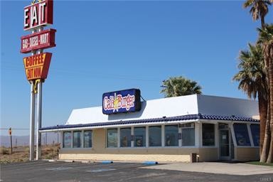 Retail in Yermo, CA for sale - Primary Photo - Image 1 of 1