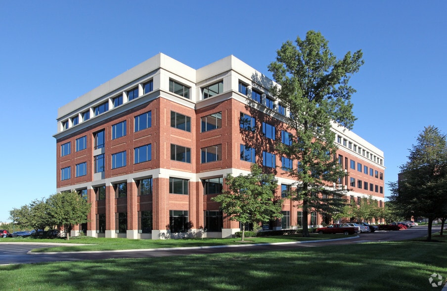 1 Easton Oval, Columbus, OH for lease - Building Photo - Image 2 of 13