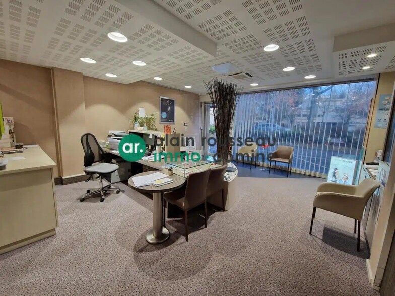 Office in Angers for sale - Interior Photo - Image 1 of 1