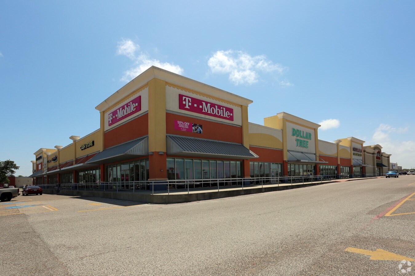 1216 Waldron Rd, Corpus Christi, TX 78418 Flour Bluff Shopping Center