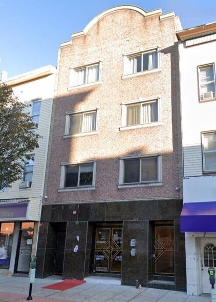 910 SUMMIT Ave, Union City, NJ for lease - Building Photo - Image 1 of 9