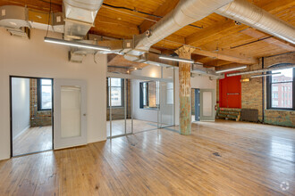 320 W Ohio St, Chicago, IL for lease Interior Photo- Image 2 of 7