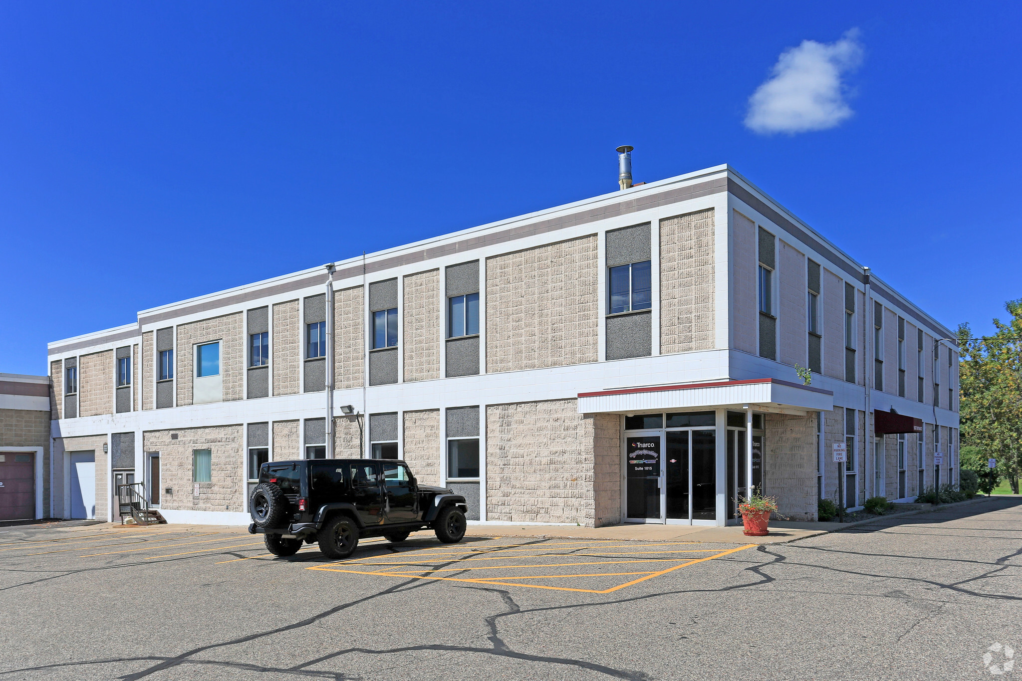 9900 13th Ave N, Plymouth, MN for lease Building Photo- Image 1 of 2