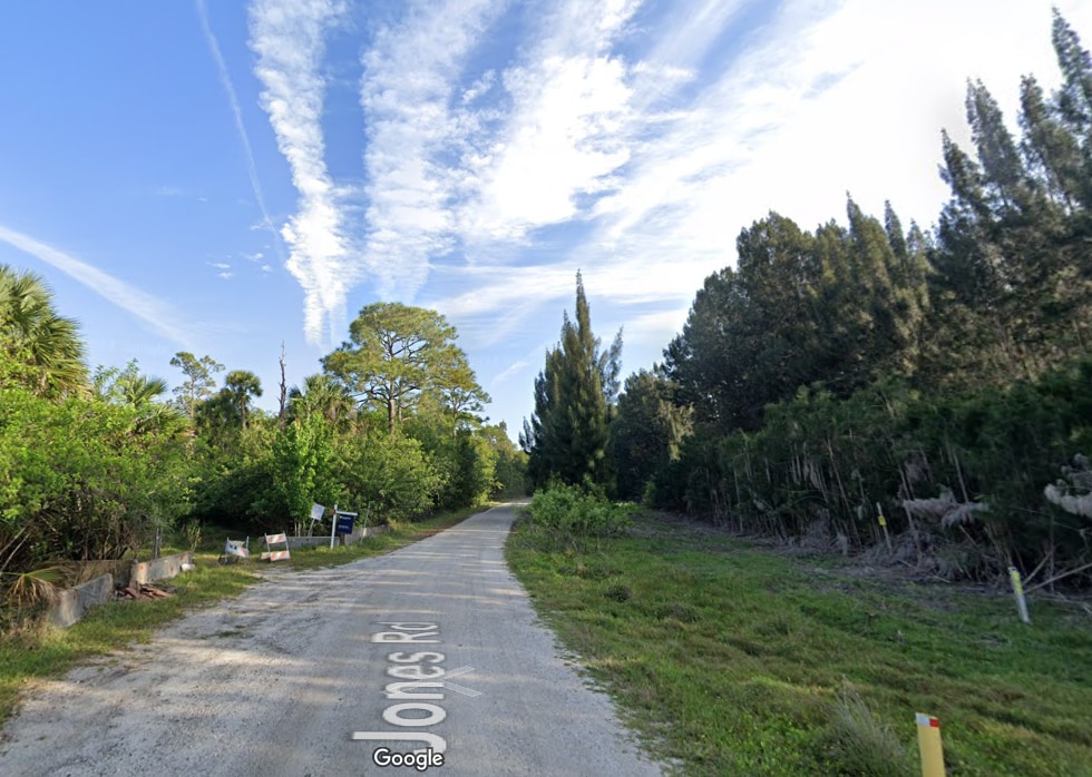 1576 Jones Rd, Melbourne, FL for sale Building Photo- Image 1 of 1