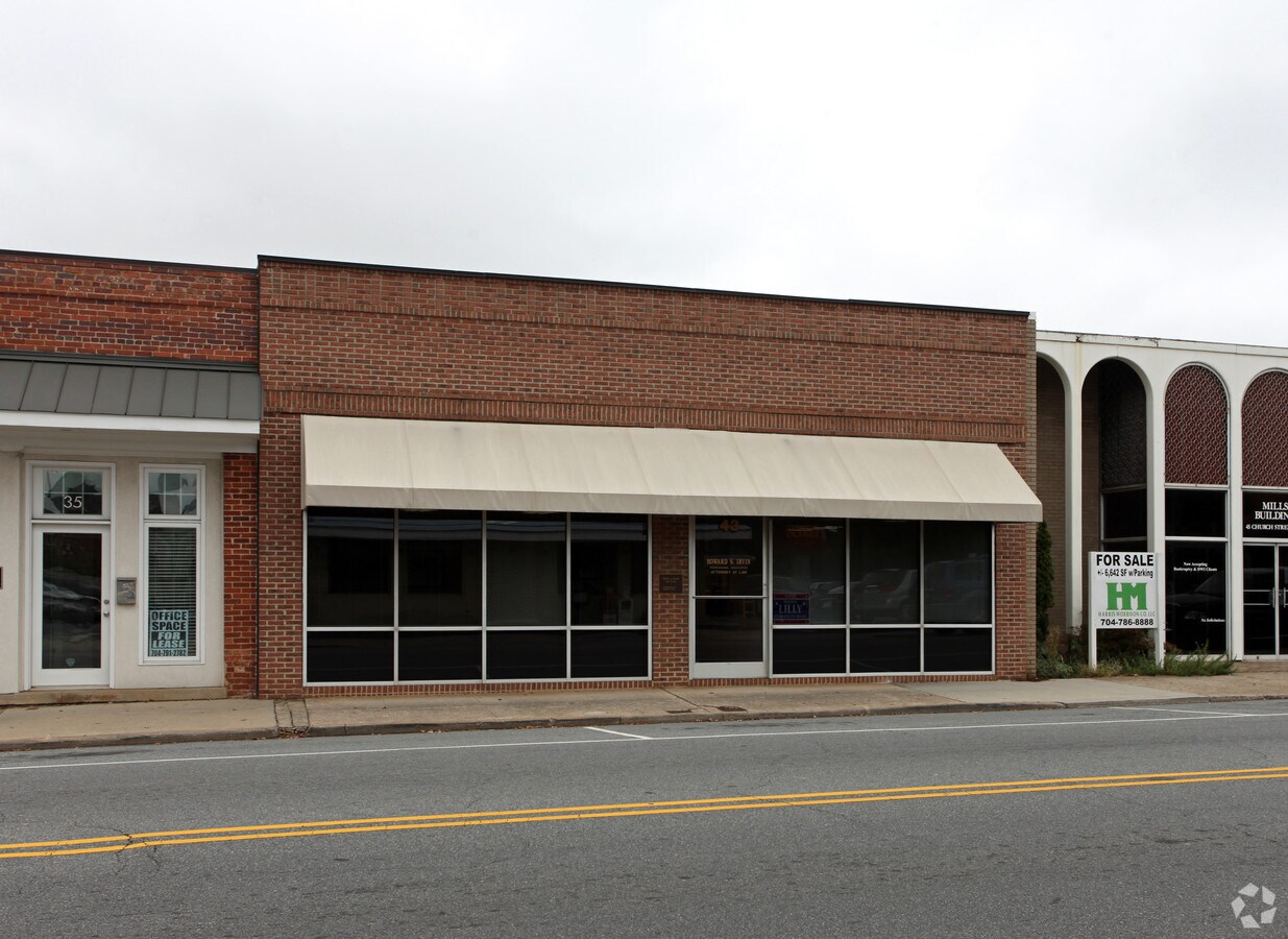 43 Church St S, Concord, NC 28025