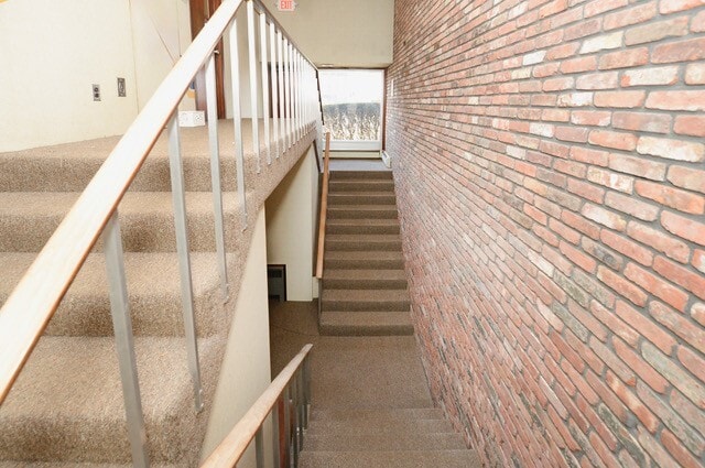 245 Kinderkamack Rd, Westwood, NJ for lease - Building Photo - Image 2 of 19