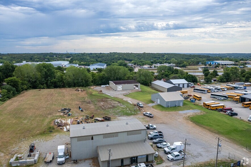 Regency Dr portfolio of 4 properties for sale on LoopNet.com - Building Photo - Image 1 of 2