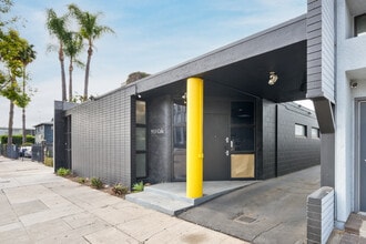 953 N Cole Ave, Los Angeles, CA for sale Interior Photo- Image 2 of 18